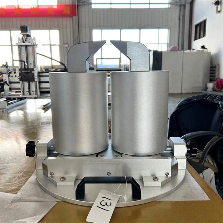 DXEG Clamp Laboratory Electromagnet 3